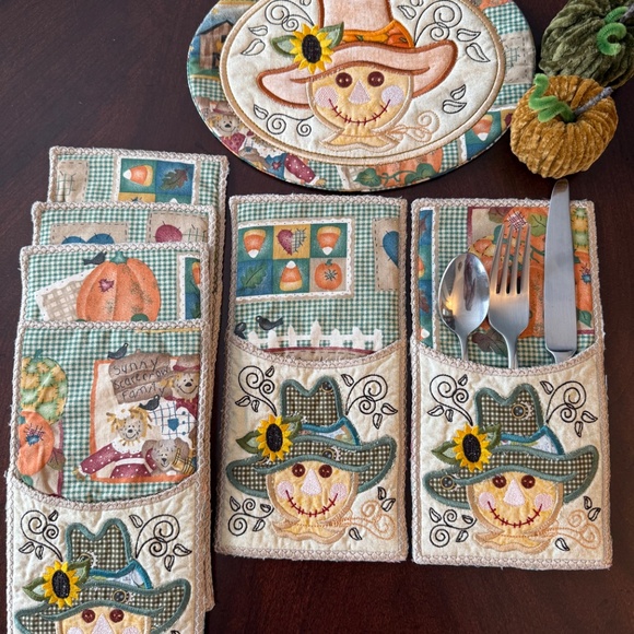 Rustic scarecrow fall Thanksgiving centerpiece hot pad with six utensil holders - Picture 6 of 9